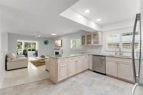 2836 Quail Hollow Road W Clearwater FL 33761