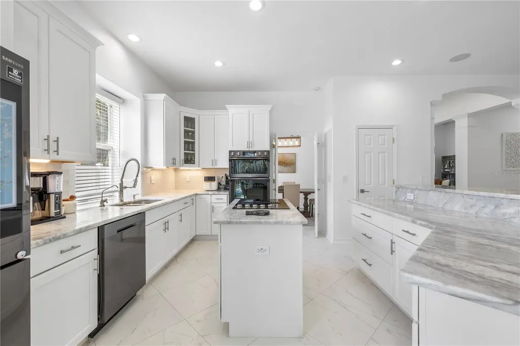 10254 Shadow Branch Drive Tampa FL 33647