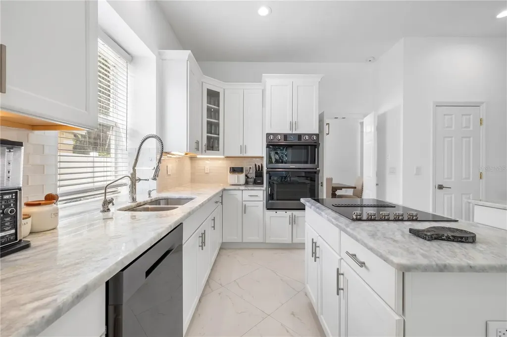 10254 Shadow Branch Drive Tampa FL 33647