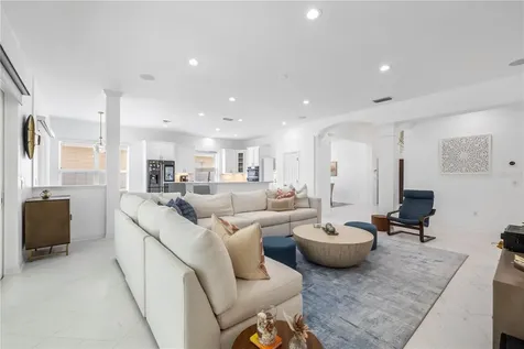 10254 Shadow Branch Drive Tampa FL 33647