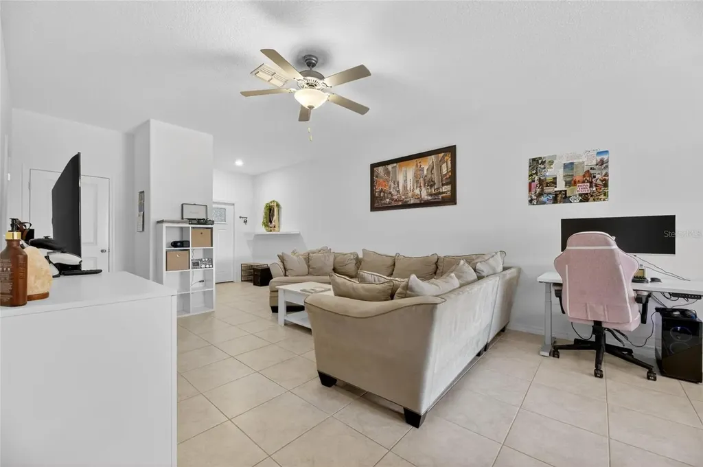 5084 Forum Boulevard Holiday FL 34690