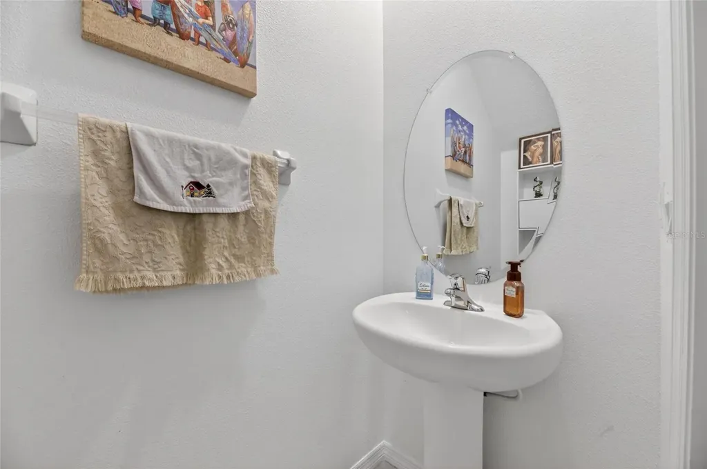 5084 Forum Boulevard Holiday FL 34690