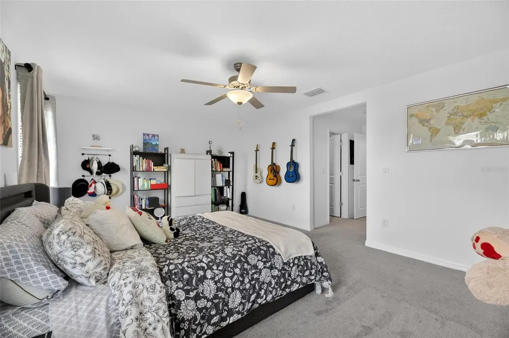 5084 Forum Boulevard Holiday FL 34690