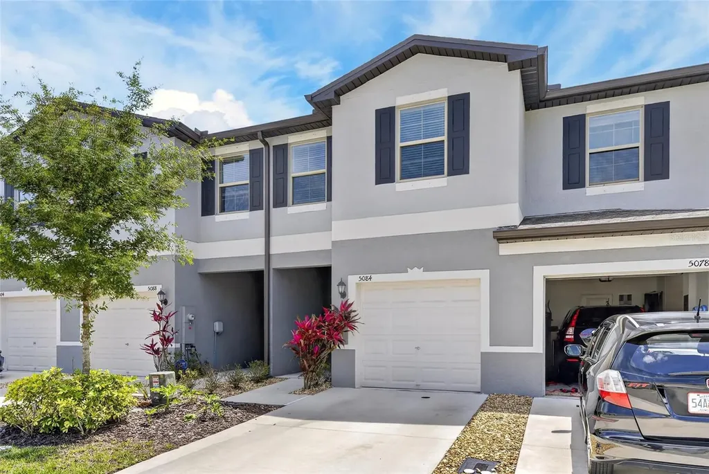5084 Forum Boulevard Holiday FL 34690