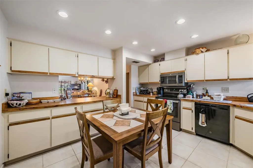 3505 Tarpon Woods Boulevard Palm Harbor FL 34685