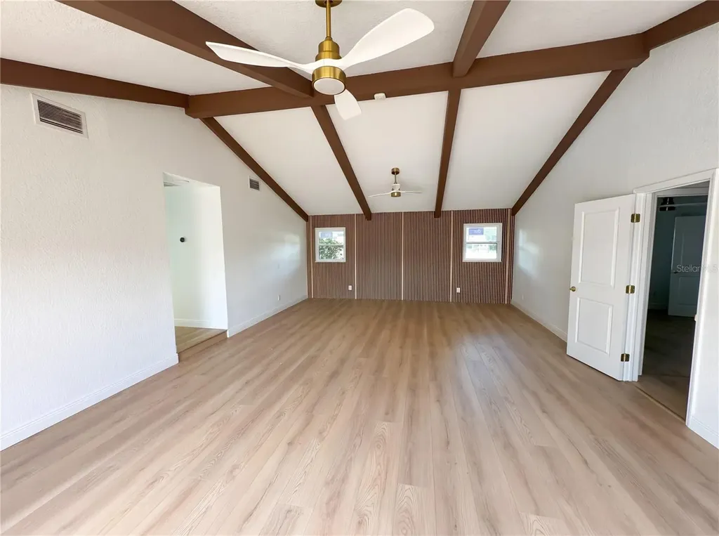 51 Oakleigh Lane Maitland FL 32751