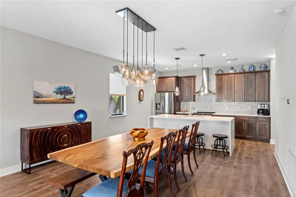 2521 11th Place N St Petersburg FL 33713