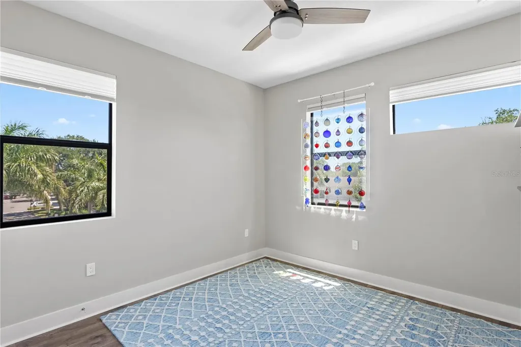 2521 11th Place N St Petersburg FL 33713