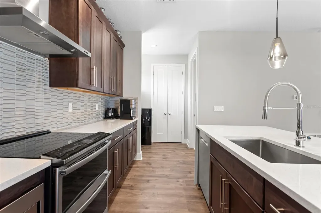 2521 11th Place N St Petersburg FL 33713