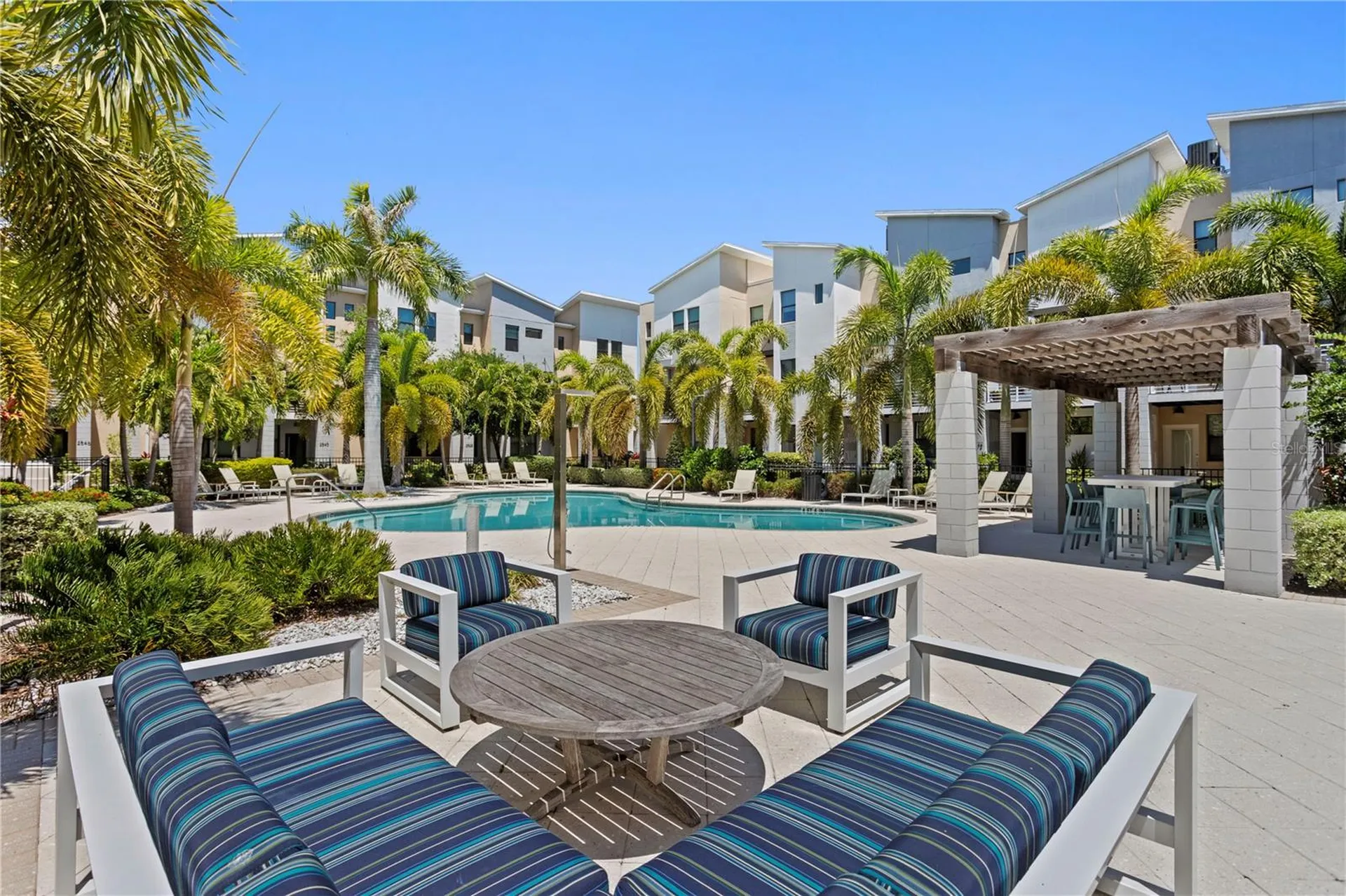 2521 11th Place N St Petersburg FL 33713
