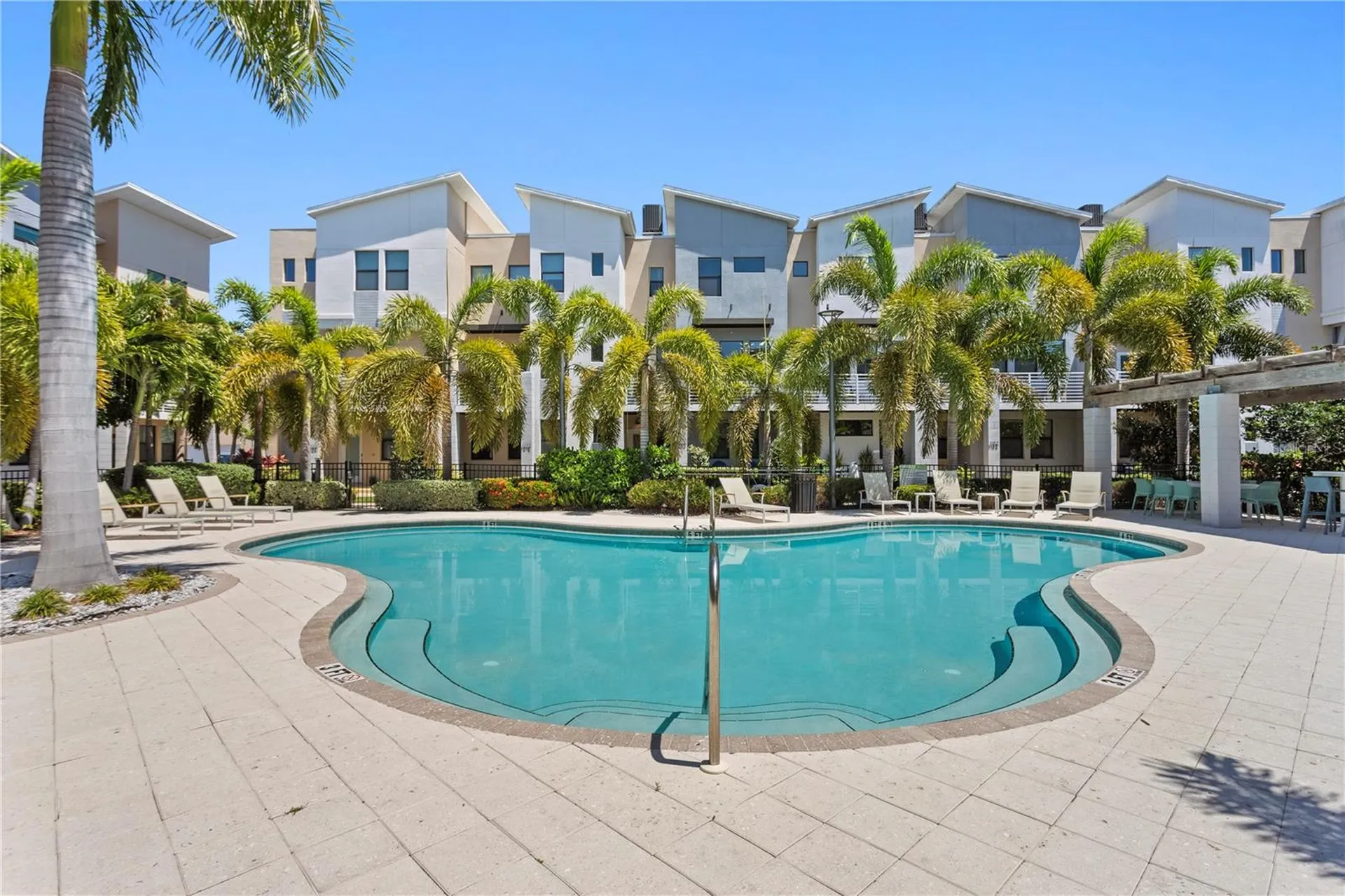 2521 11th Place N St Petersburg FL 33713