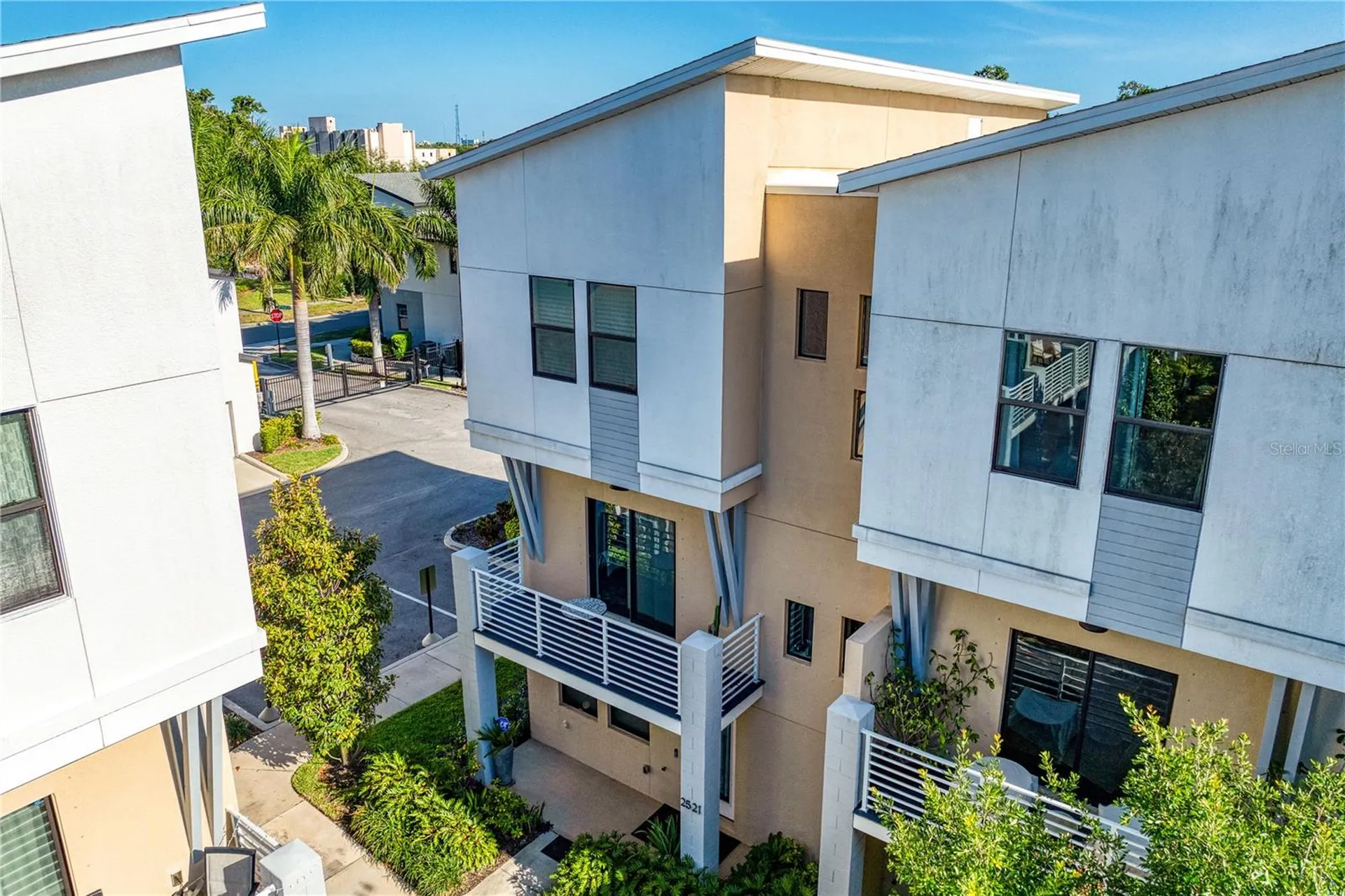 2521 11th Place N St Petersburg FL 33713
