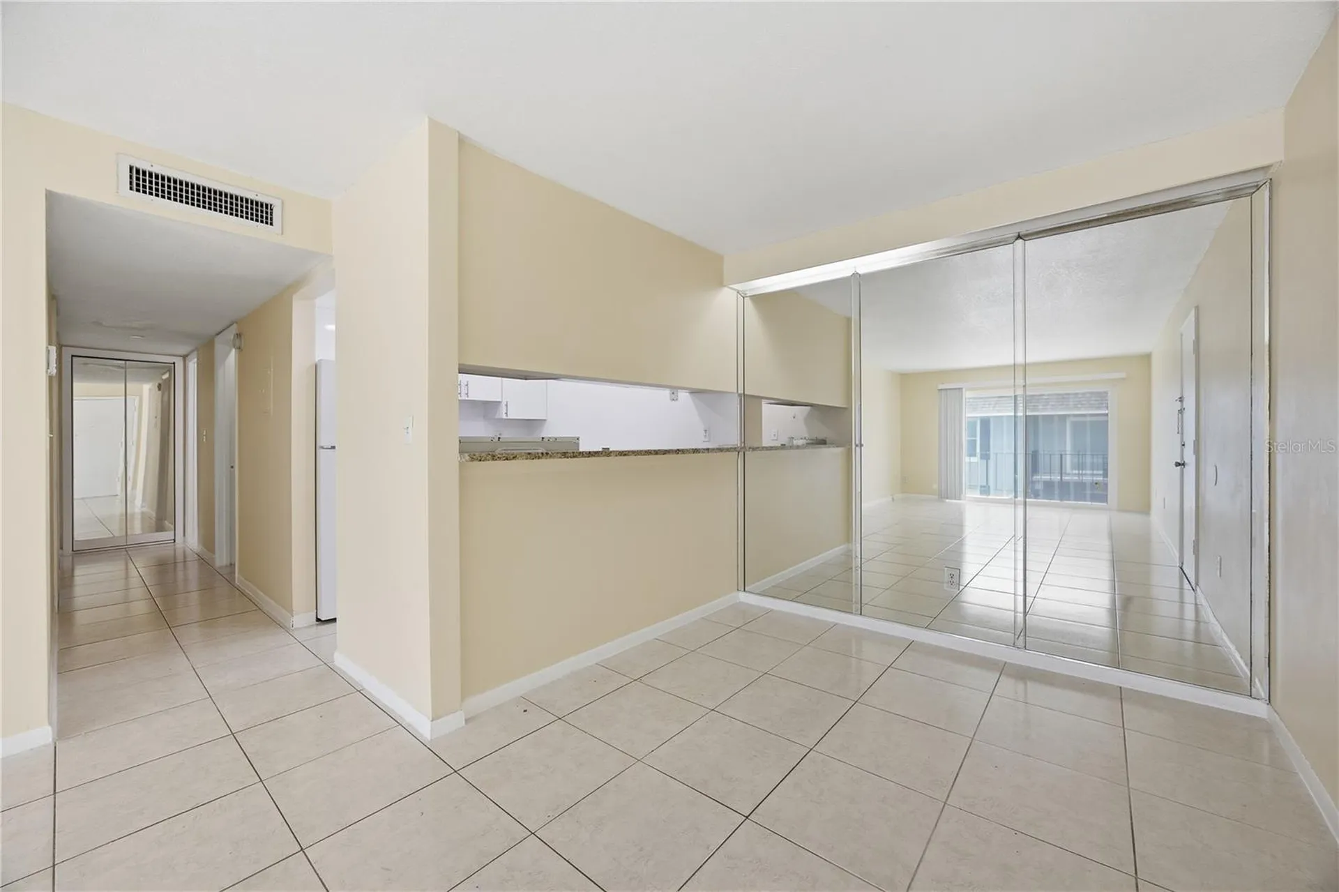 925 W Oak Ridge Road Orlando FL 32809