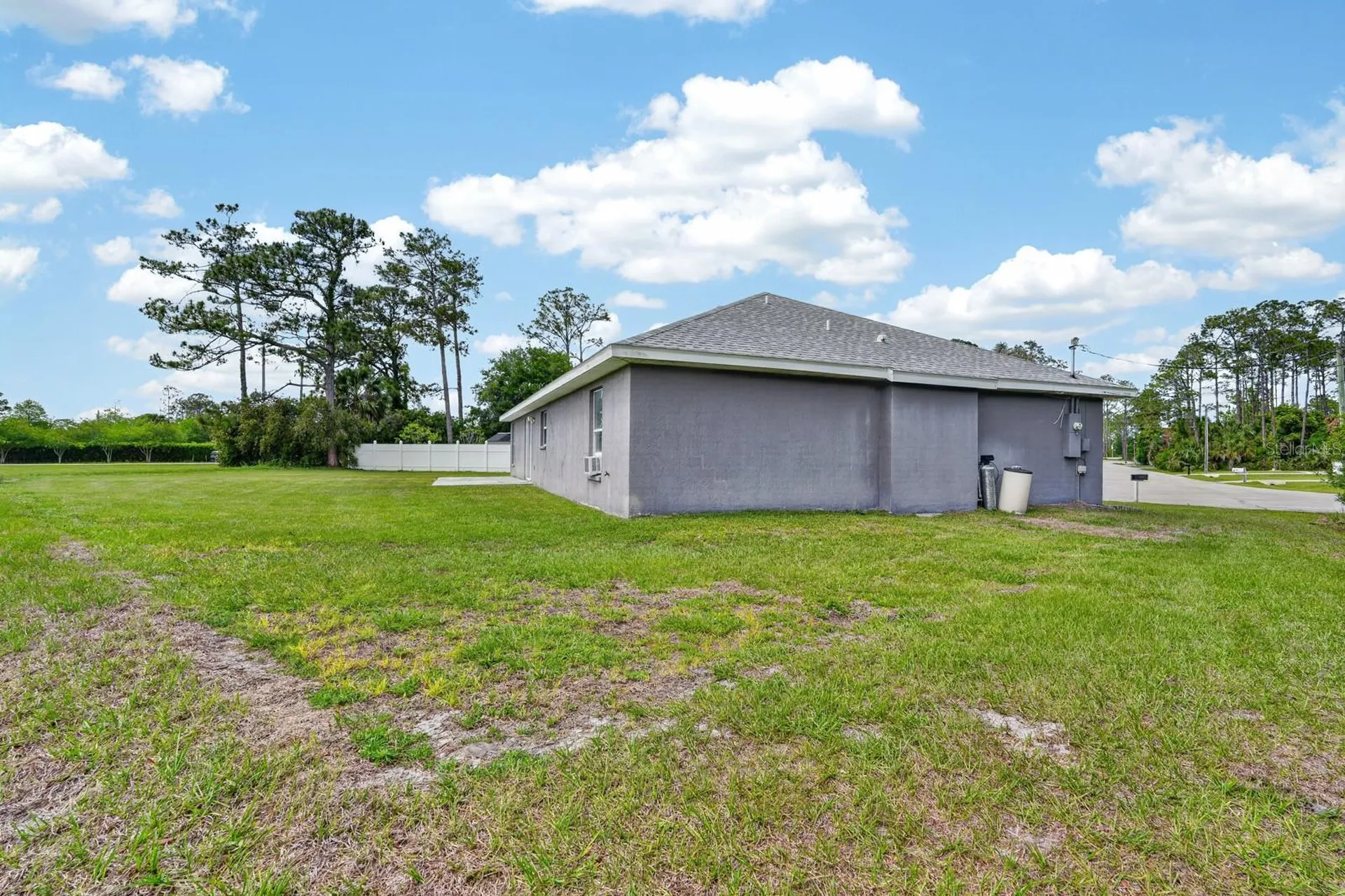 14 Random Place Palm Coast FL 32164