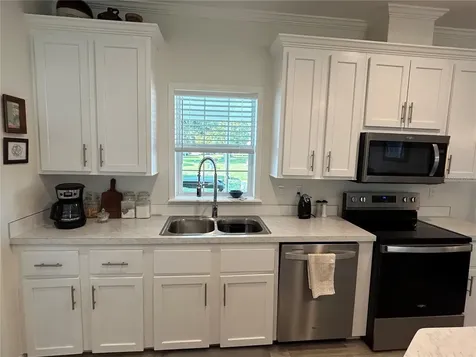 4 Pinecrest Street Lake Placid FL 33852