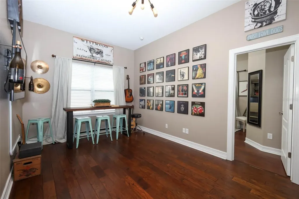 3956 Isle Vista Avenue Belle Isle FL 32812