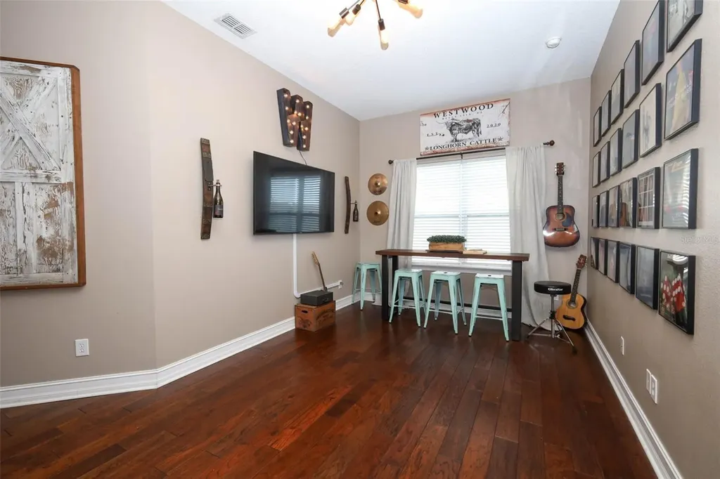 3956 Isle Vista Avenue Belle Isle FL 32812