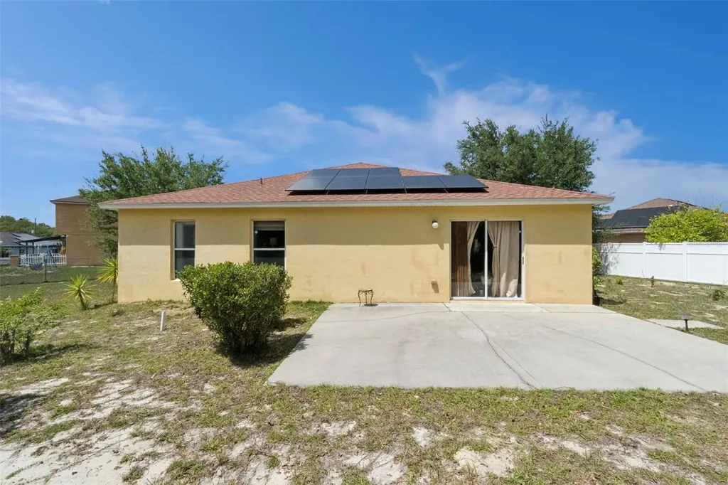 1504 Fort Meade Place Kissimmee FL 34759