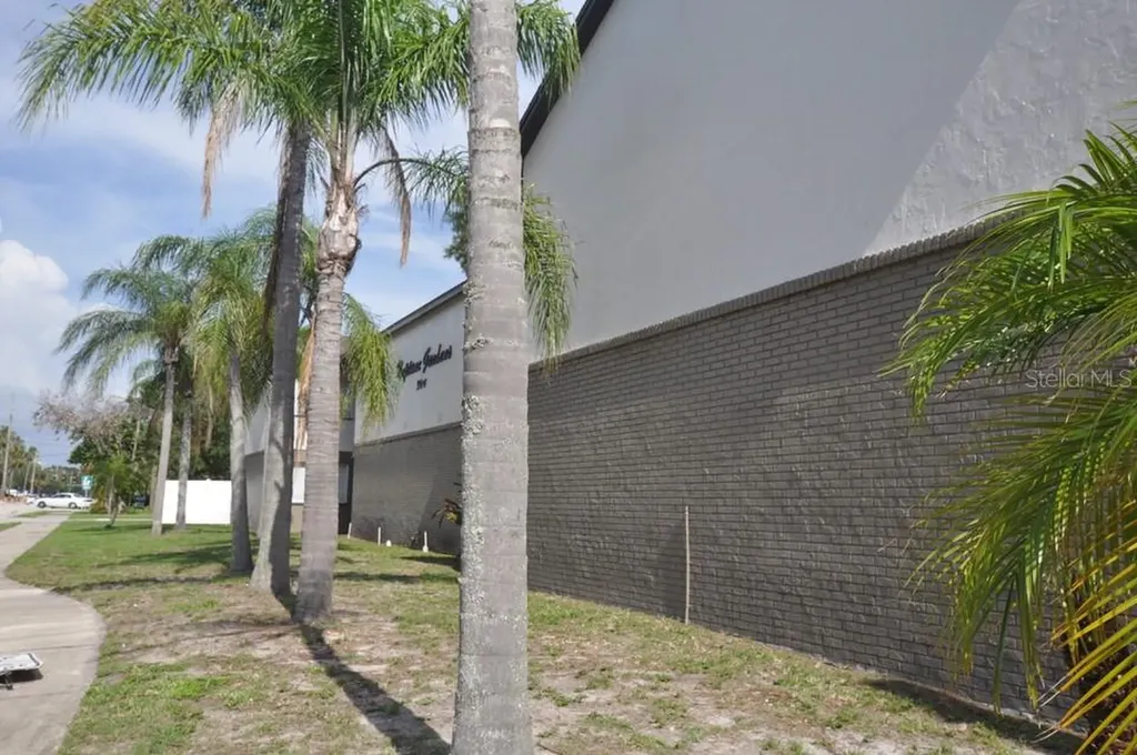 3914 W Neptune Street Tampa FL 33629