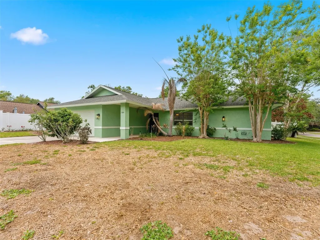 1424 Oakwood Lane Plant City FL 33563