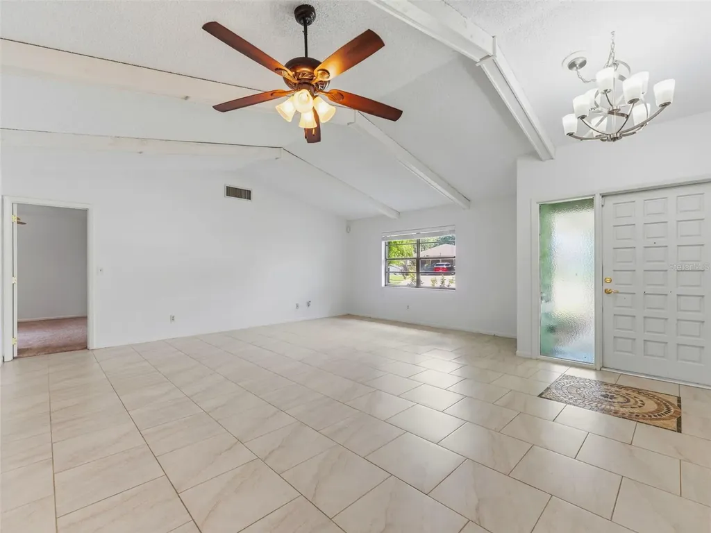 1424 Oakwood Lane Plant City FL 33563
