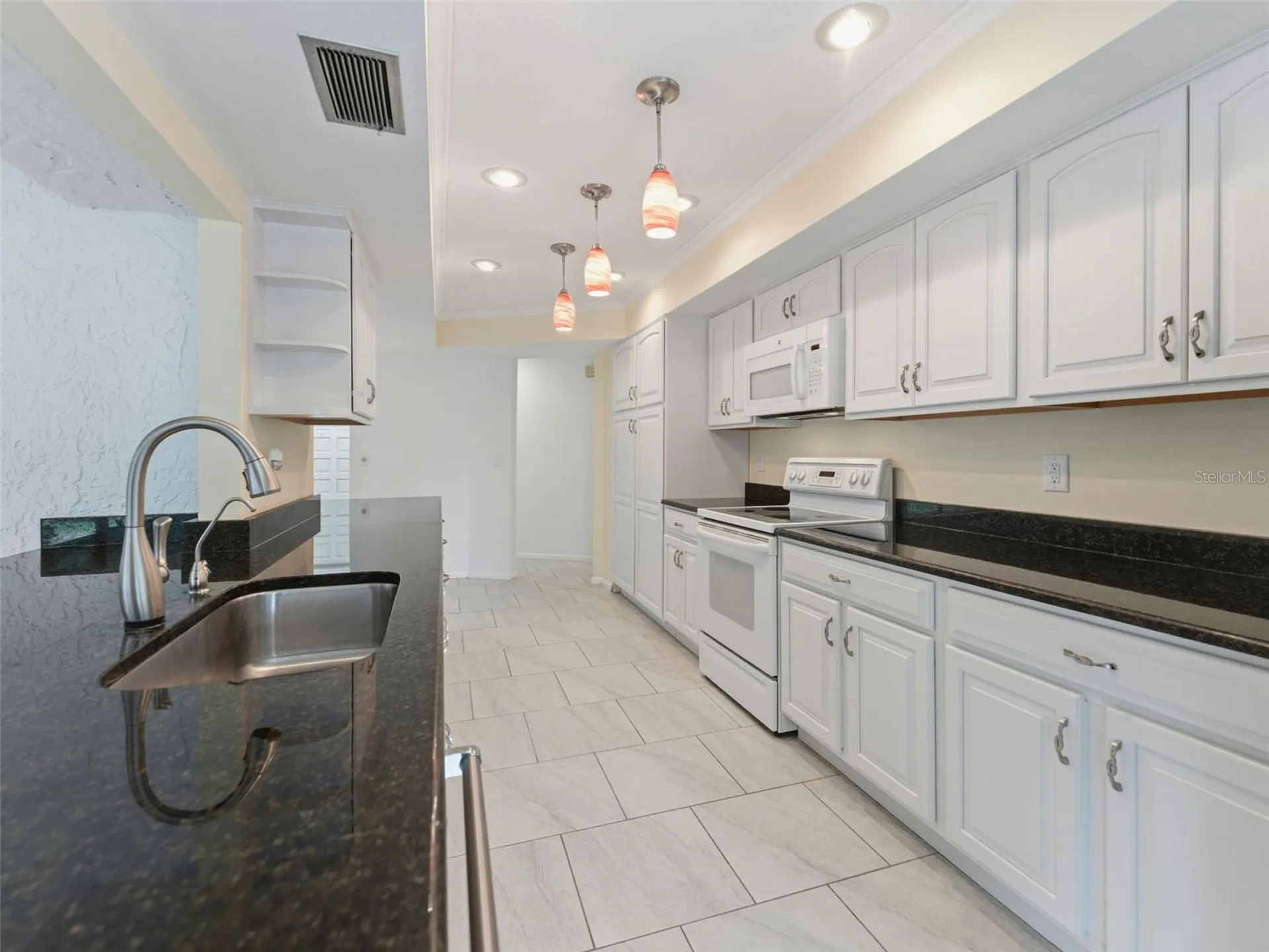 1424 Oakwood Lane Plant City FL 33563