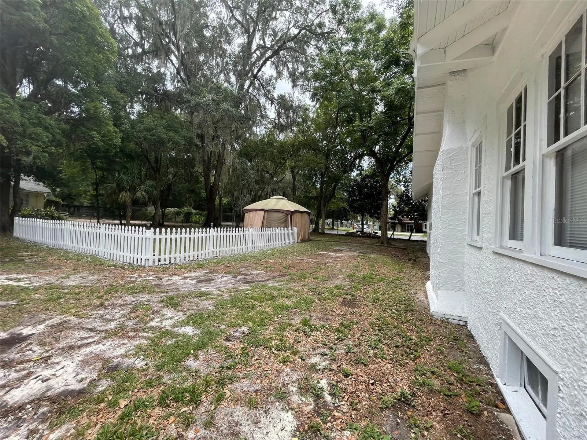 2635 W University Avenue Gainesville FL 32607
