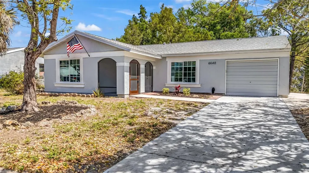 6640 Electra Avenue North Port FL 34287