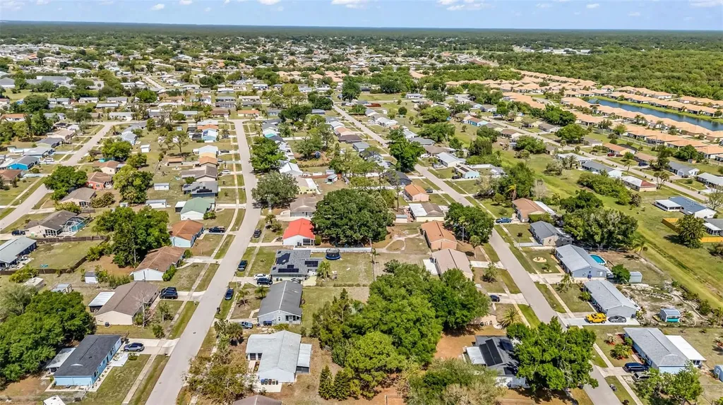 6640 Electra Avenue North Port FL 34287