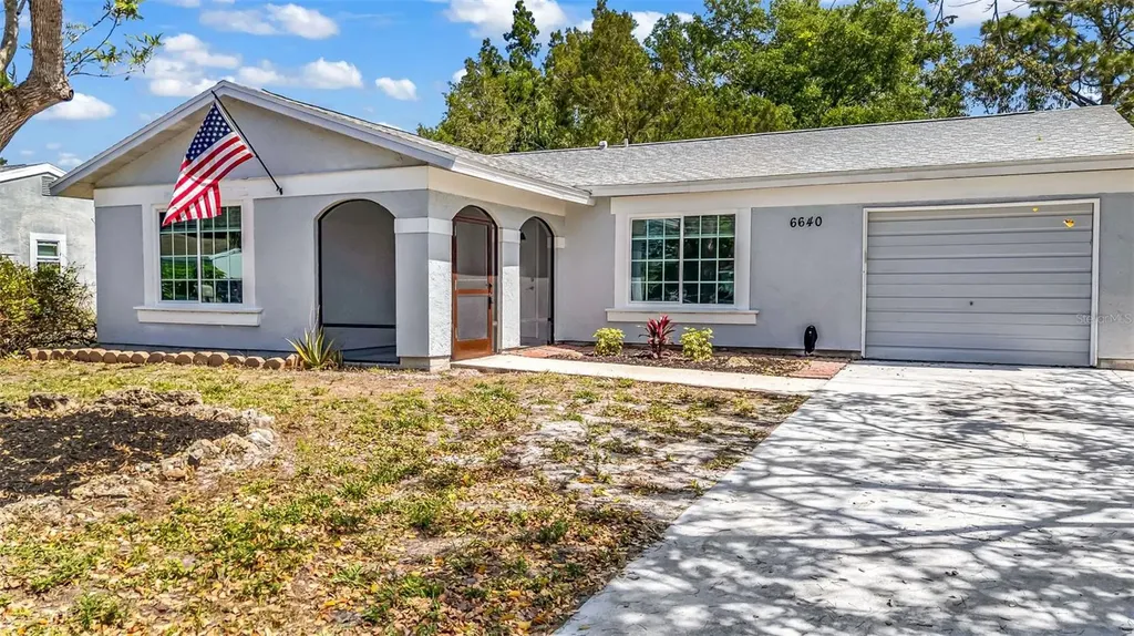 6640 Electra Avenue North Port FL 34287