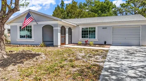 6640 Electra Avenue North Port FL 34287