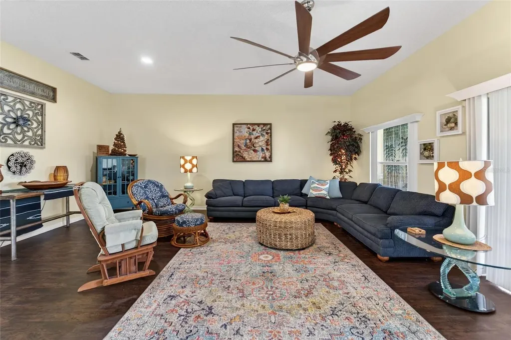 2312 Brookfield Greens Circle Sun City Center FL 33573