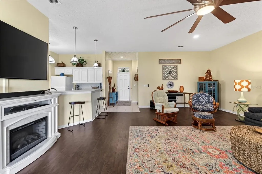 2312 Brookfield Greens Circle Sun City Center FL 33573