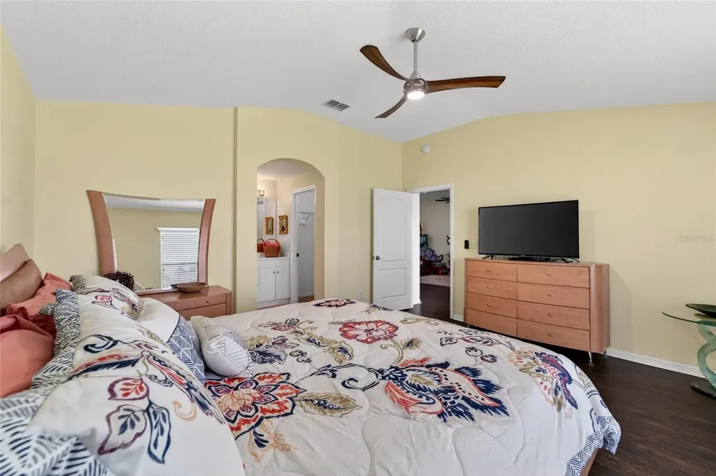 2312 Brookfield Greens Circle Sun City Center FL 33573