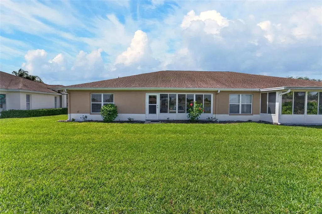 2312 Brookfield Greens Circle Sun City Center FL 33573