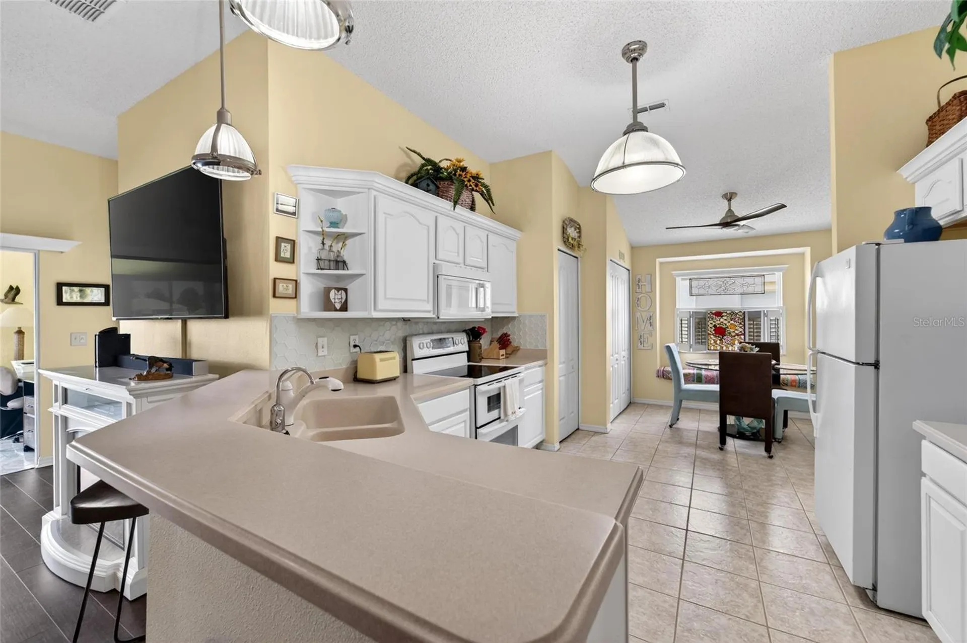 2312 Brookfield Greens Circle Sun City Center FL 33573