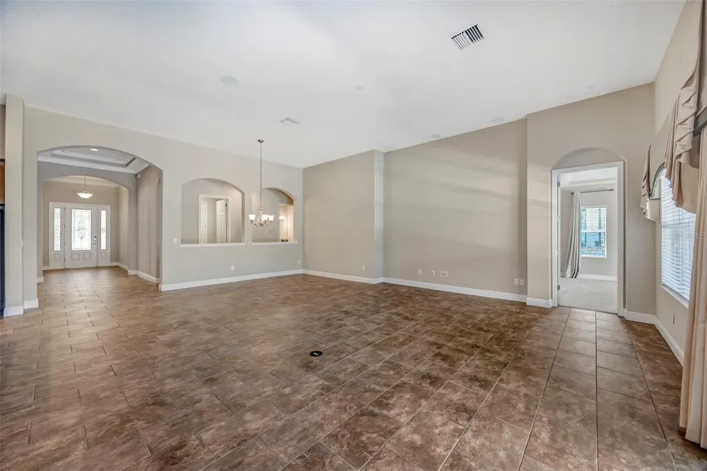 5201 Sparrowglen Place Lithia FL 33547