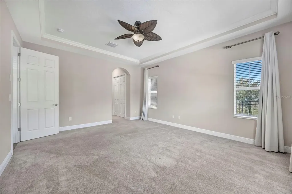 5201 Sparrowglen Place Lithia FL 33547