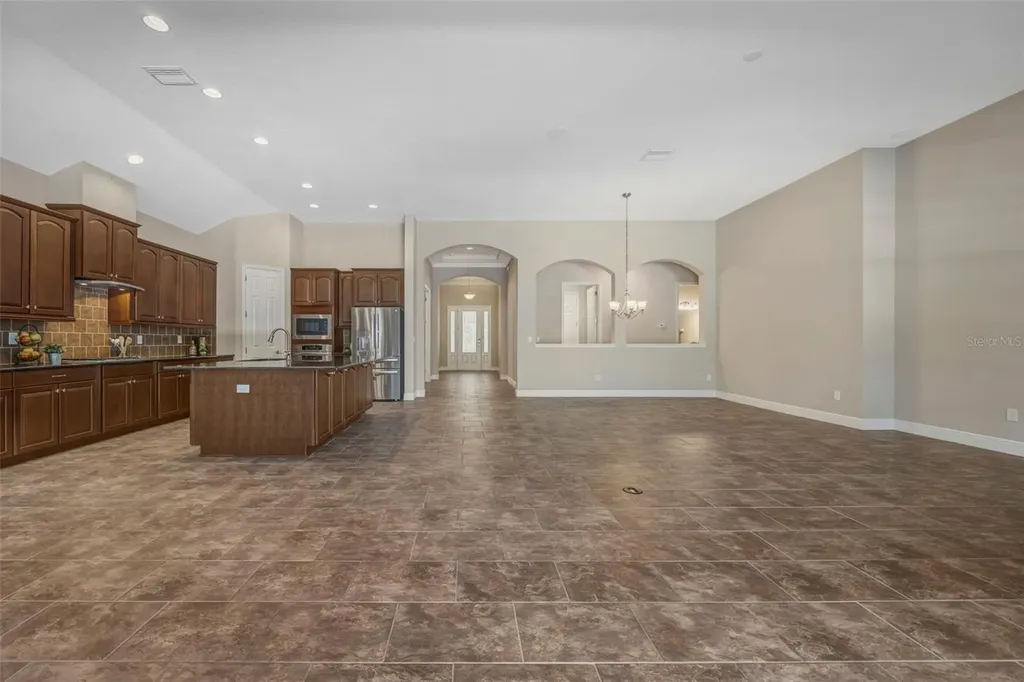 5201 Sparrowglen Place Lithia FL 33547