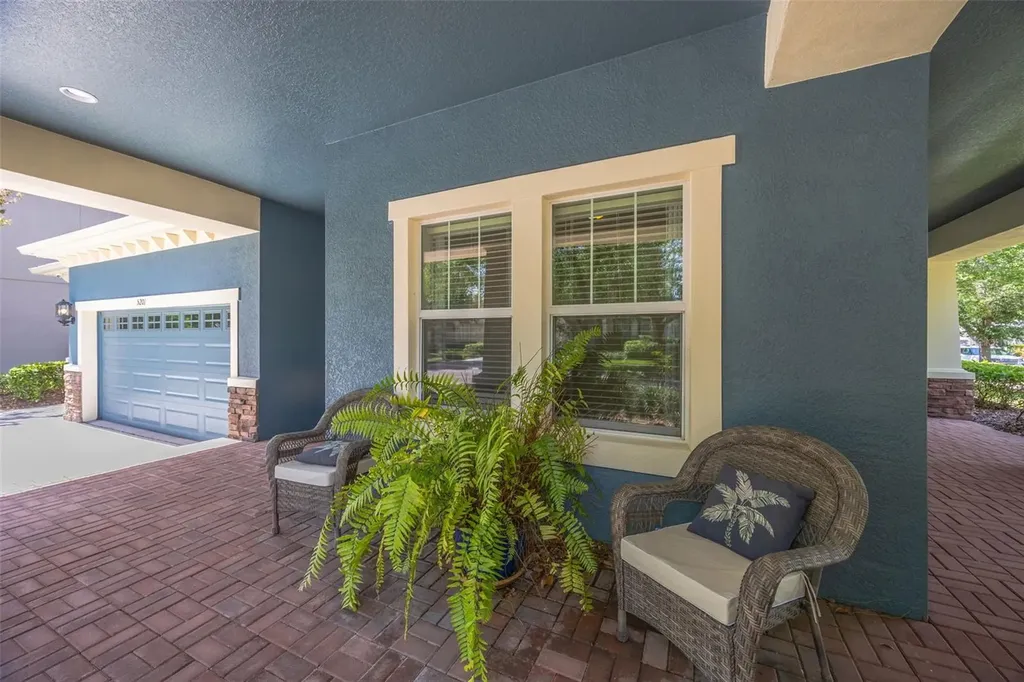 5201 Sparrowglen Place Lithia FL 33547