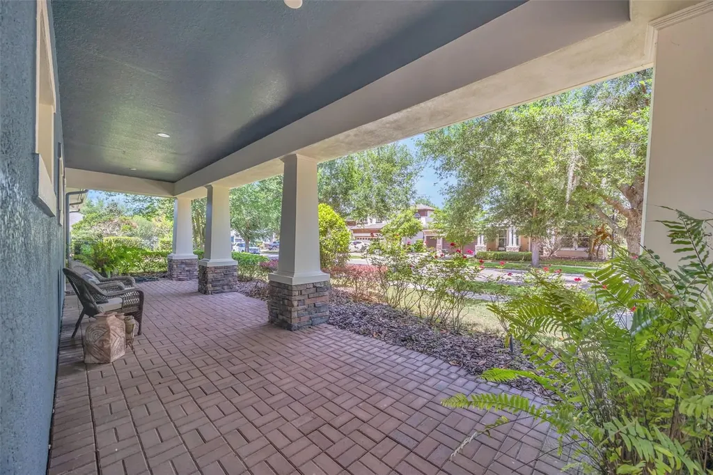 5201 Sparrowglen Place Lithia FL 33547