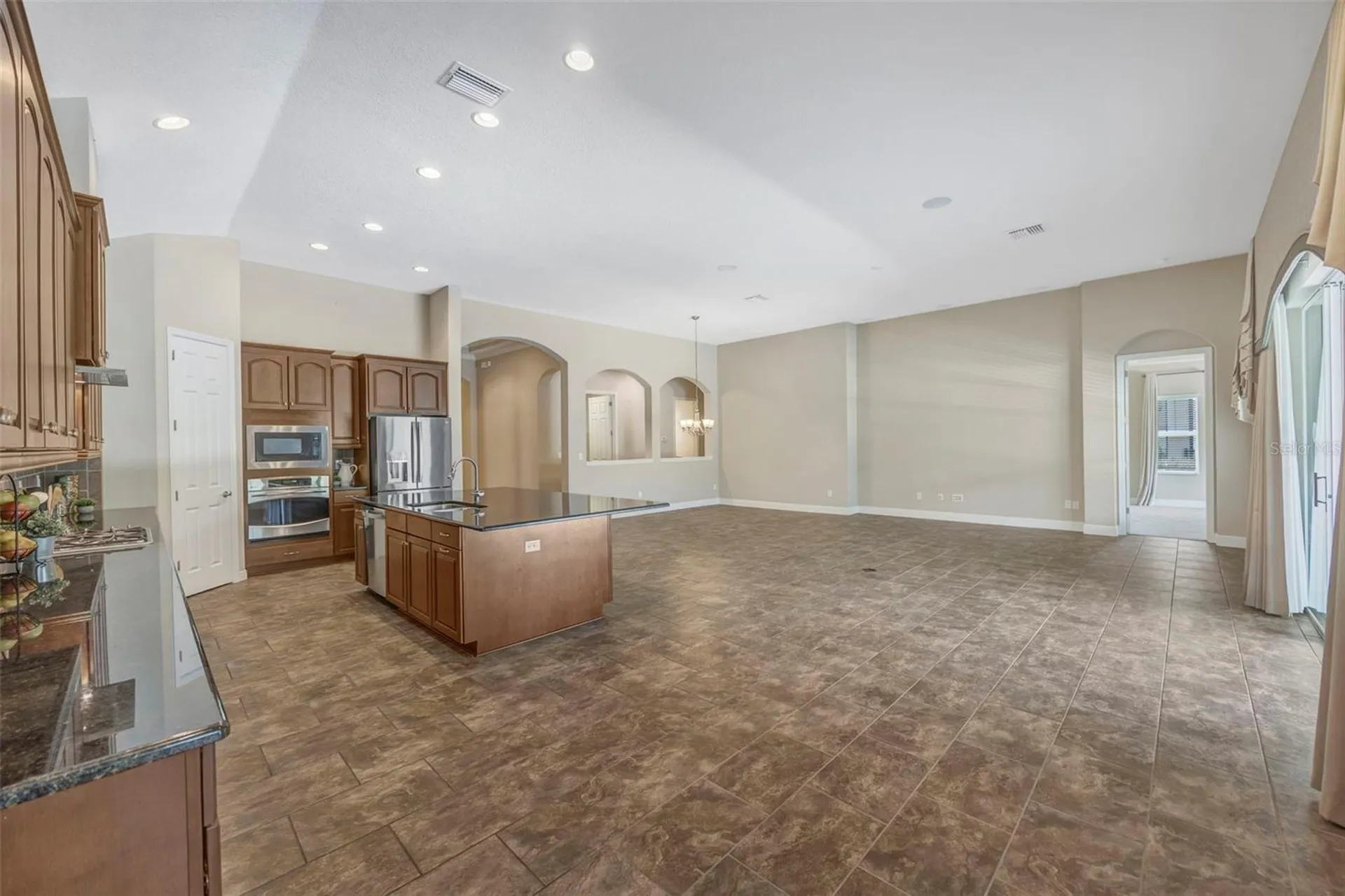 5201 Sparrowglen Place Lithia FL 33547