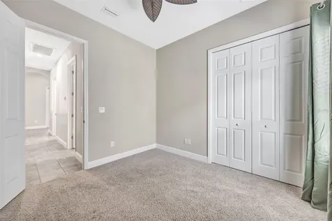 5201 Sparrowglen Place Lithia FL 33547