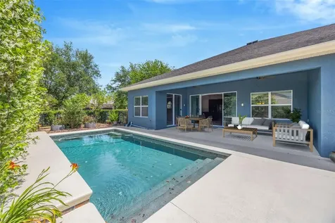 5201 Sparrowglen Place Lithia FL 33547