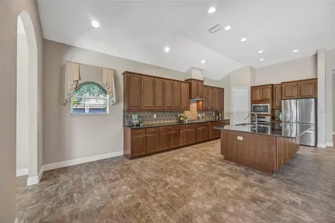 5201 Sparrowglen Place Lithia FL 33547