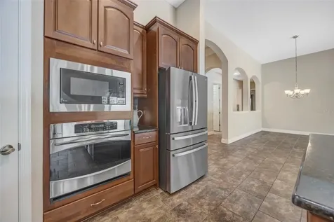 5201 Sparrowglen Place Lithia FL 33547