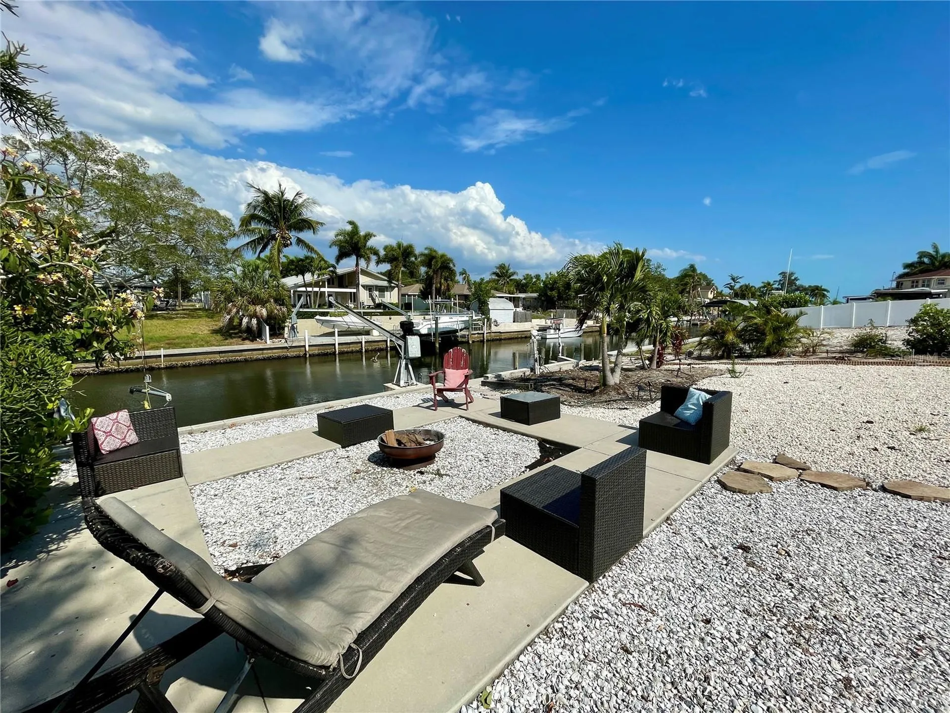 309 Bryn Mawr Island Bradenton FL 34207