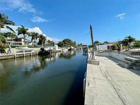 309 Bryn Mawr Island Bradenton FL 34207