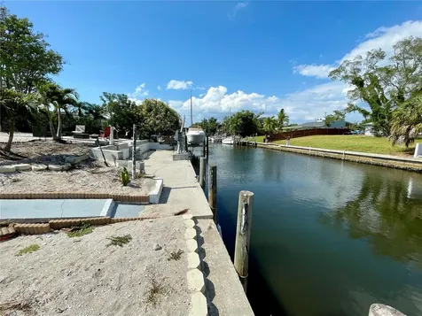 309 Bryn Mawr Island Bradenton FL 34207