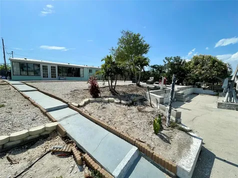 309 Bryn Mawr Island Bradenton FL 34207